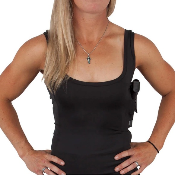 UnderTech UnderCover Accessories - Like New, UnderTech Undercover Ladies Black Tank, Size Large